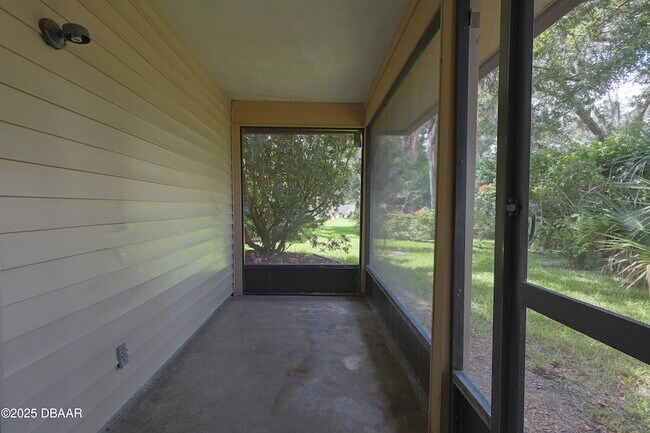 Foto del edificio - 6175 Sequoia Dr