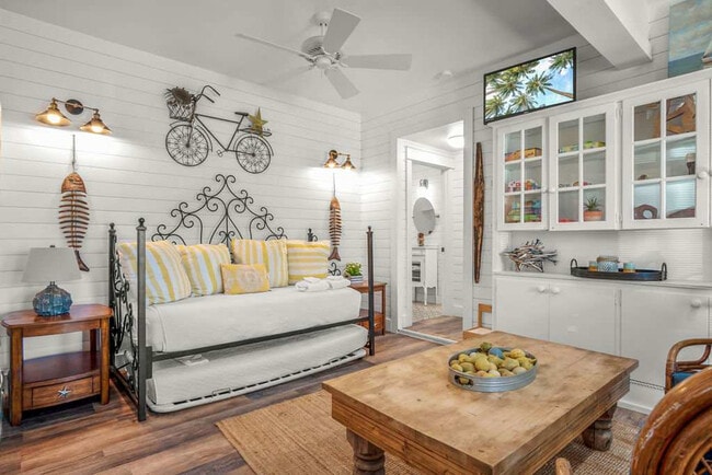 Foto del edificio - 707 Parkplace-SI ID1036727P