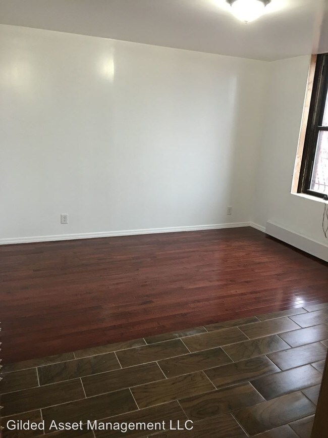 Foto del edificio - 1039 Simpson St