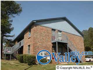 Building Photo - 4500 Bonnell Dr NW