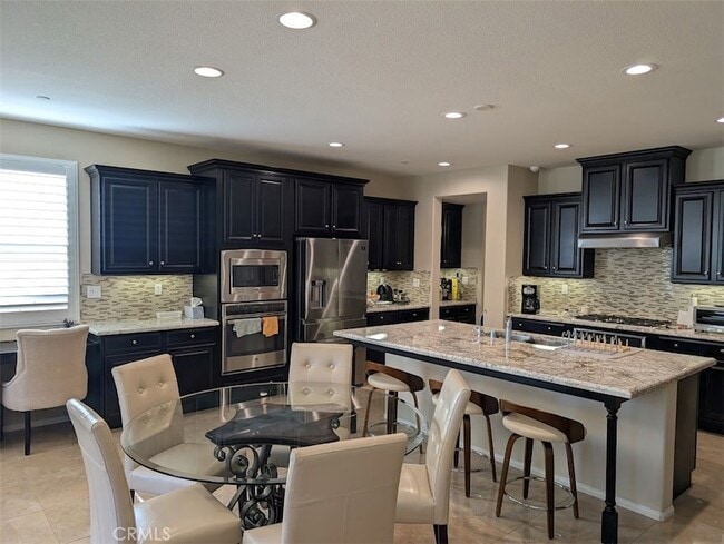 Foto del edificio - 24824 Carbon Ln