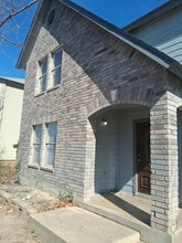 Building Photo - 874 Fillmore Dr