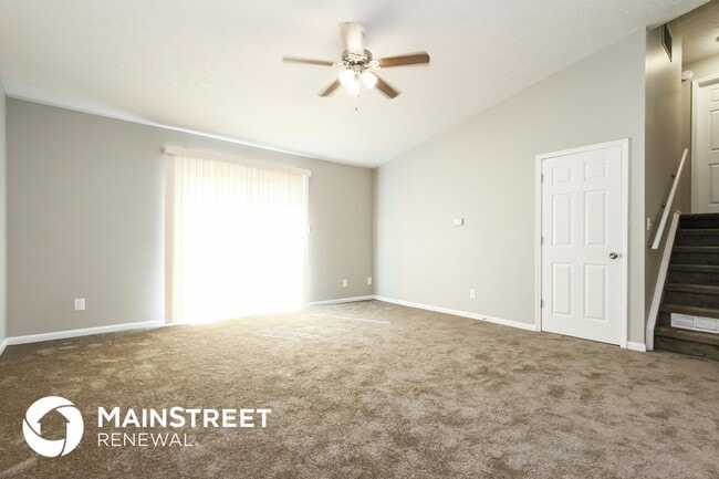 Building Photo - 644 Woods Crossing Ln