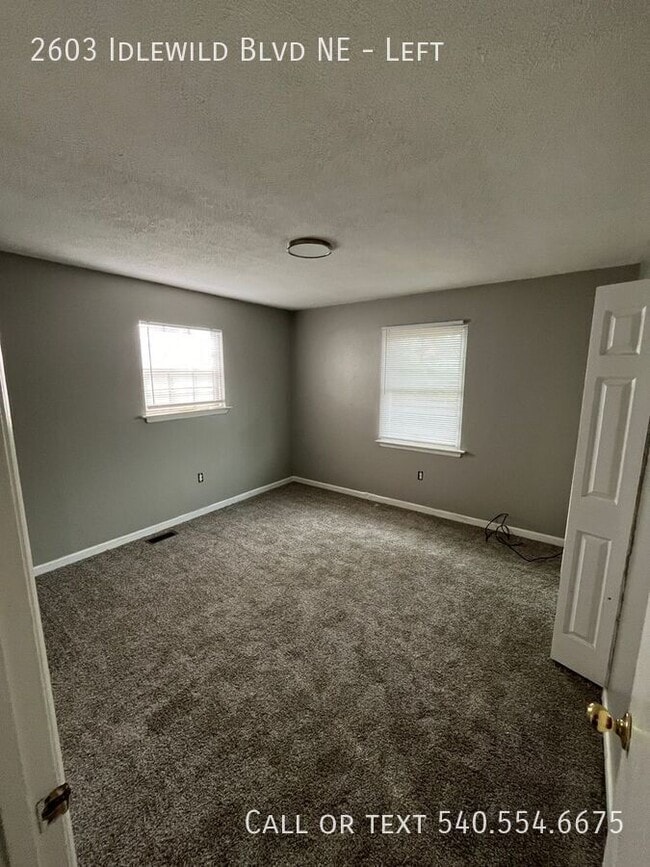 Foto del edificio - 2603 Idlewild Blvd NE
