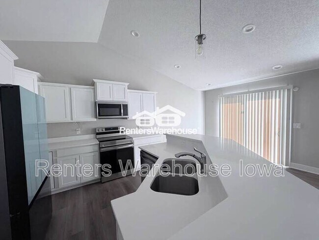 Foto del edificio - 1317 NW 27th St