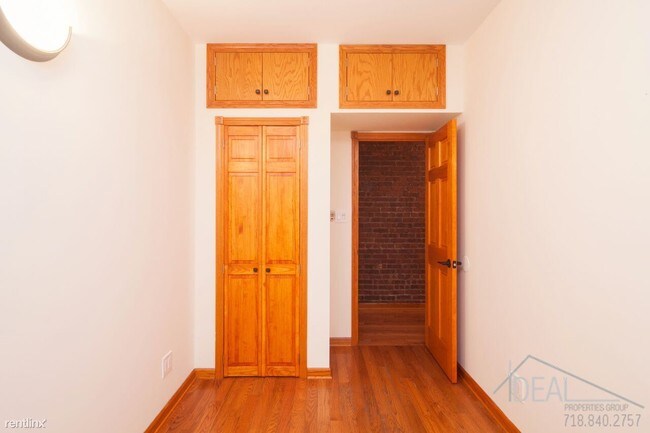 Building Photo - 811 8th Ave