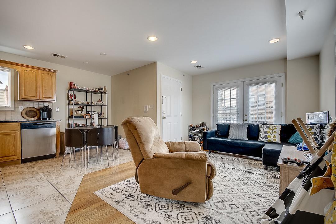Foto principal - 304 49th St