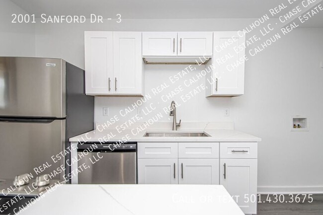 Foto del edificio - 2001 Sanford Dr