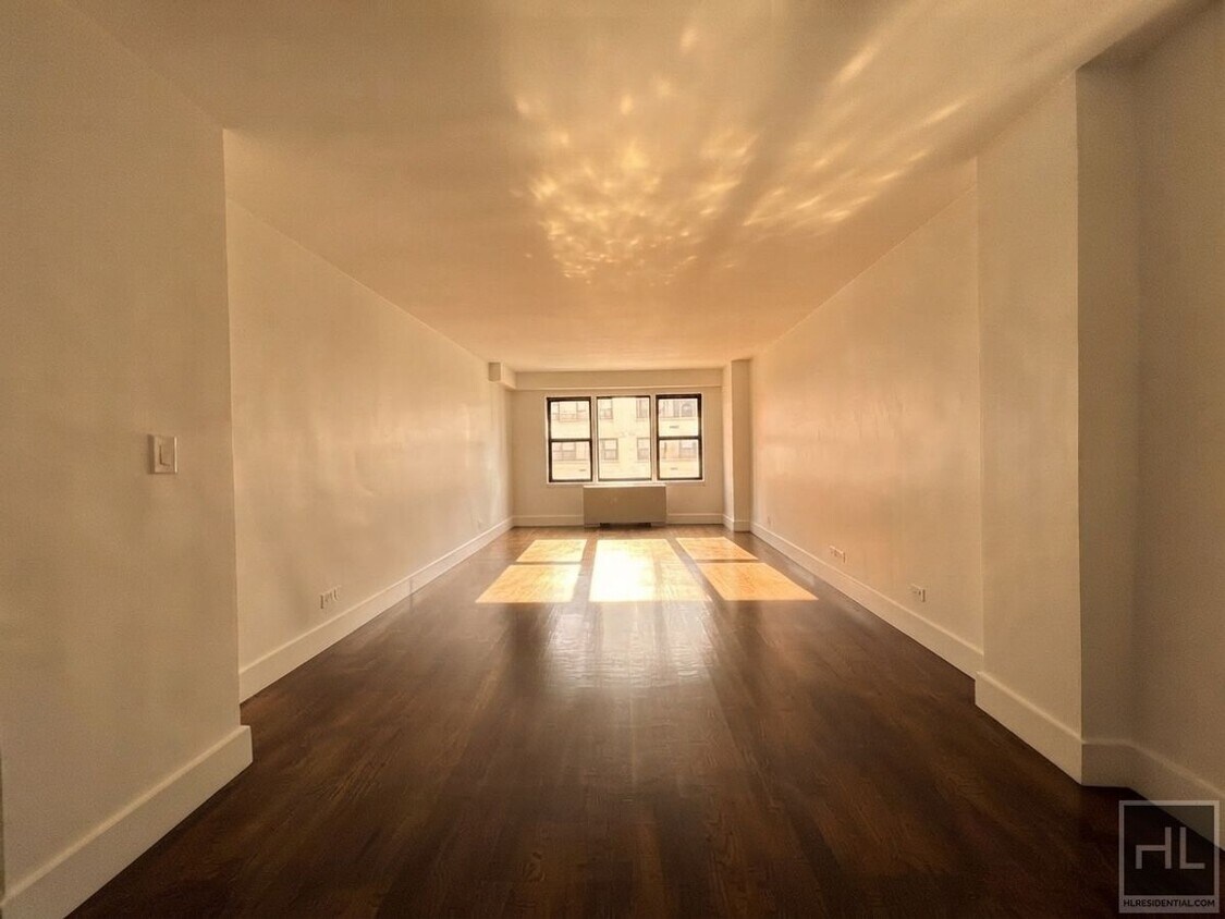 Building Photo - EAST 63 STREET