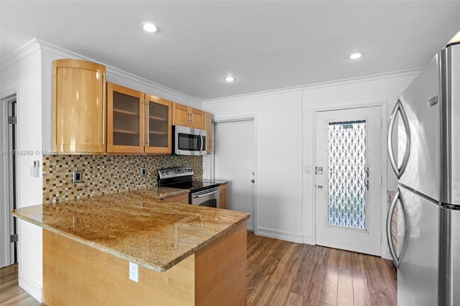 Photo - 1250 E Sample Rd Apartment