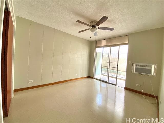 Building Photo - 3518 Waialae Ave
