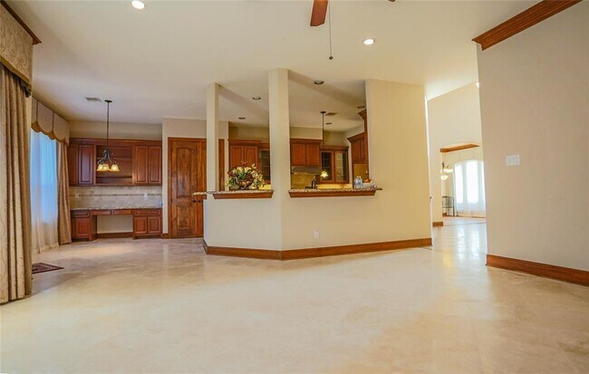 Foto del edificio - 1102 Windsor Lakes Dr