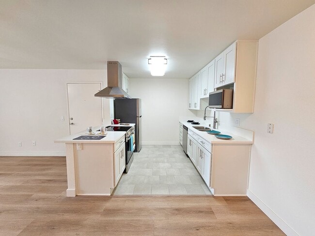Interior Photo - WELCOME TO THE VINE APARTMENTS!