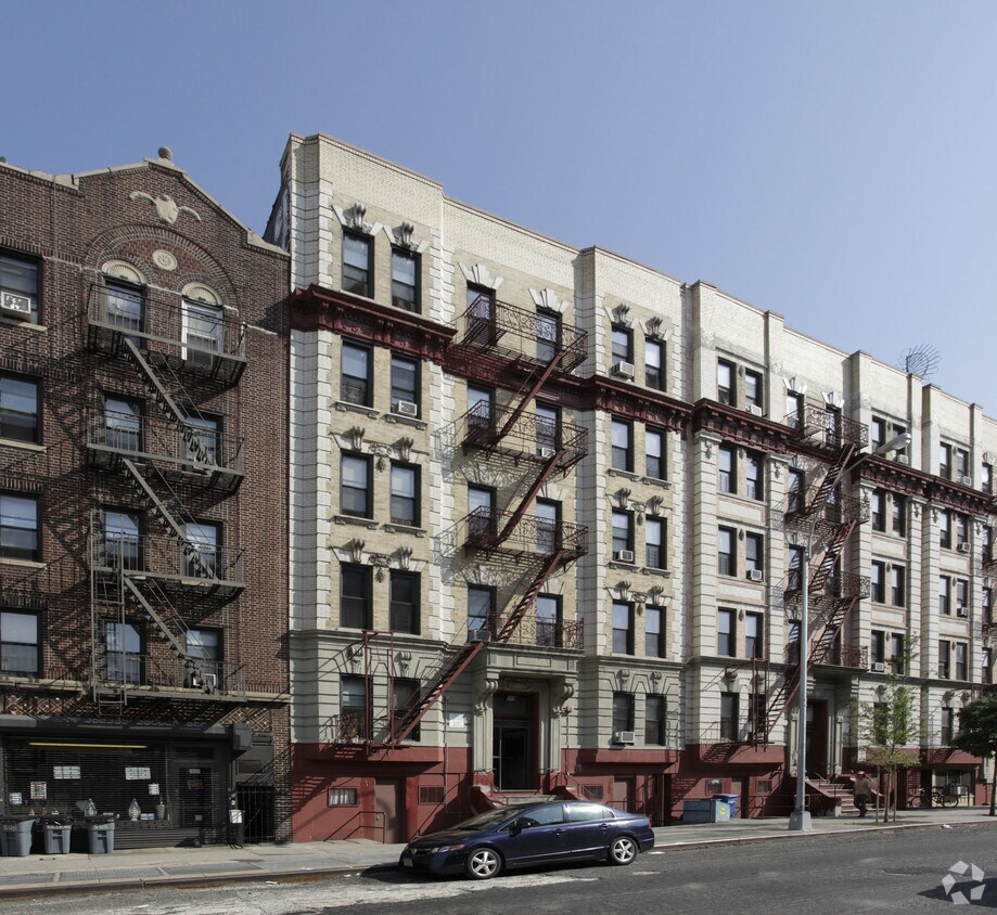 Foto principal - 601 Metropolitan Ave