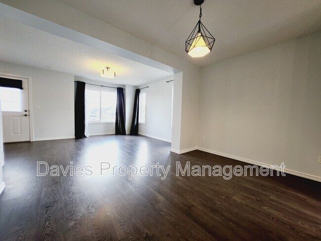 Building Photo - 3027-3151 151 Avenue Northwest