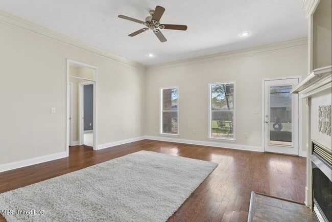 Building Photo - 292 Cherry Bark Dr