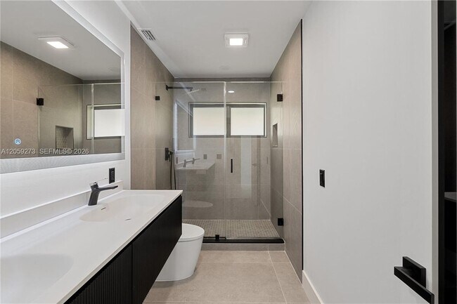 Foto del edificio - 1543 SW 1st Ave