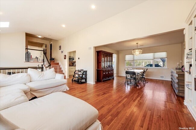 Foto del edificio - 771 Mulberry Pl