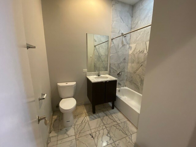 Foto del edificio - 39 N Paulina St