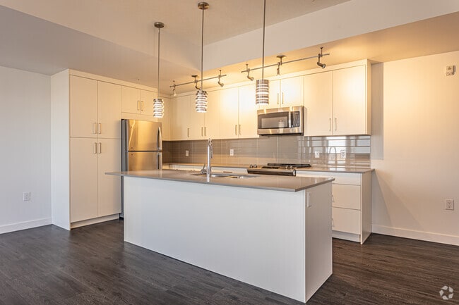 2BR, 2BA - Capital Apartments
