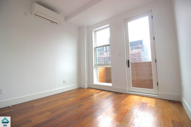 Foto del edificio - 197 Freeman St