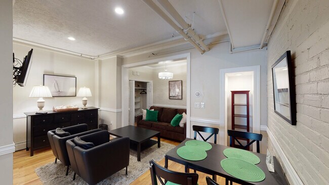 Foto del edificio - 290 Beacon St
