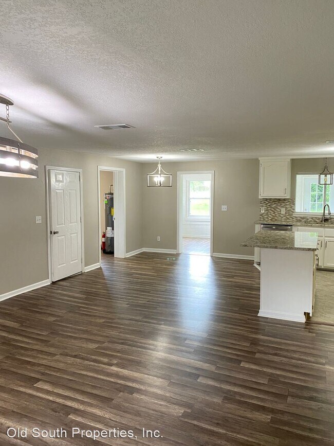 Building Photo - 2 br, 2 bath House - 10391 Cove Ave