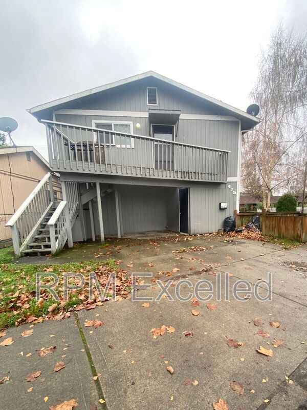 Primary Photo - 475 Houser Way S