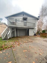 Building Photo - 475 Houser Way S