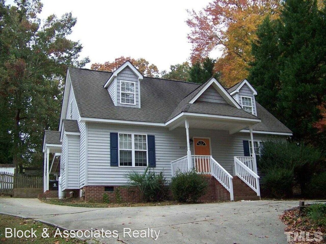 3 br, 2.5 bath House 2317 Grassmere Ct House Rental in Sanford, NC