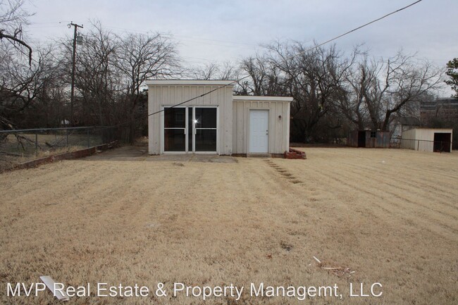Building Photo - 3 br, 2 bath House - 125 E Morningside Dr