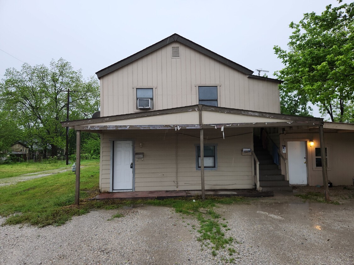 Foto principal - 821 N Highland Ave