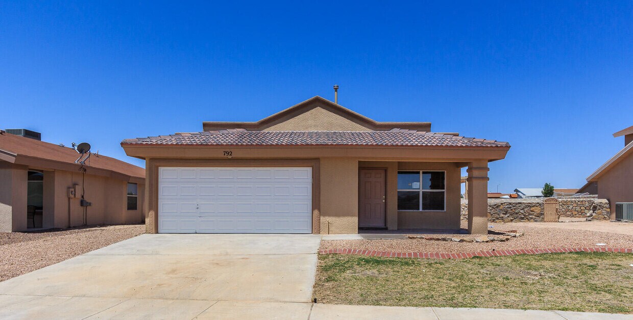 792 Desert Spring Dr, Horizon City, TX 79928 House Rental in Horizon