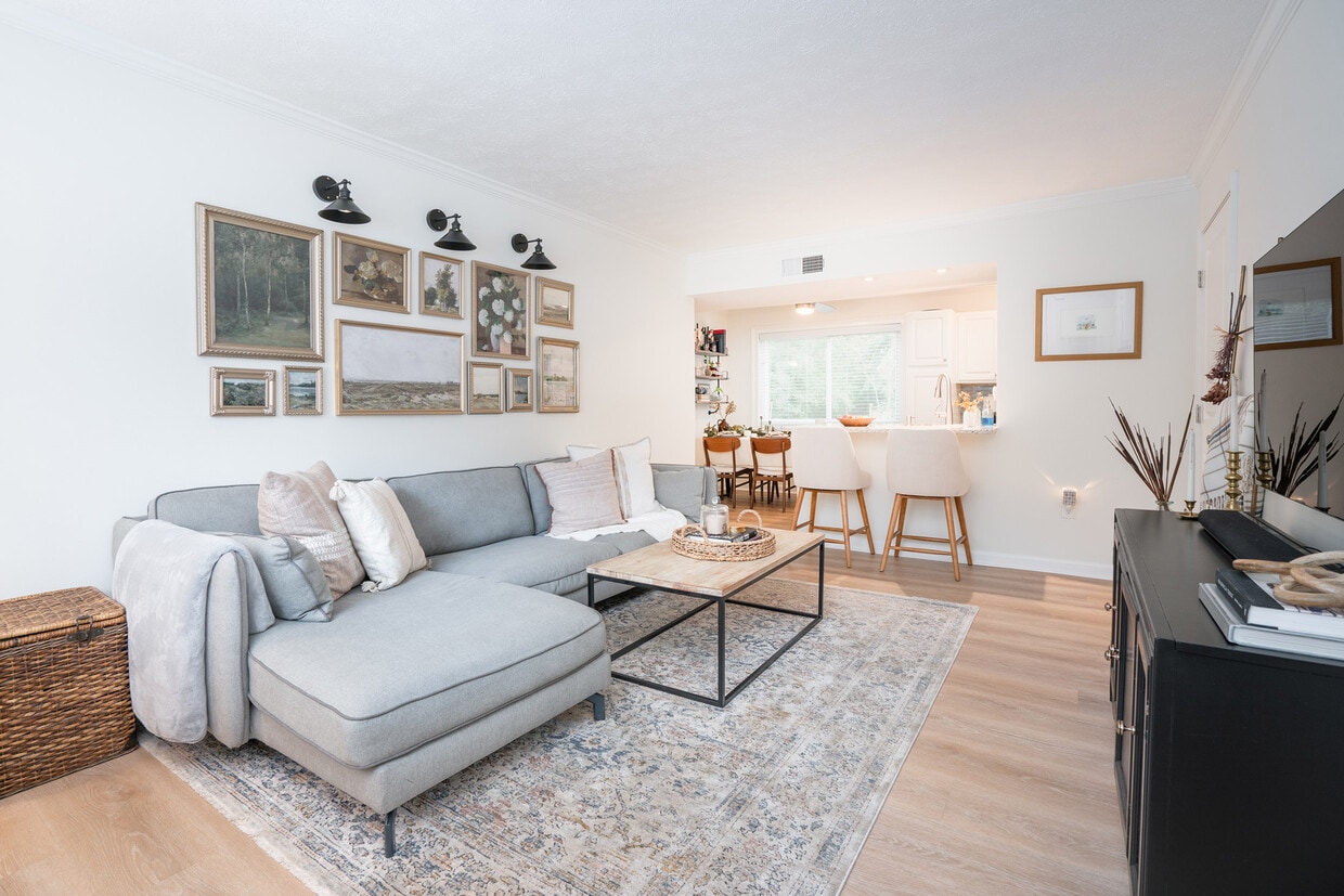 Photo - 100 Biscayne Dr NW (Atlanta, GA)