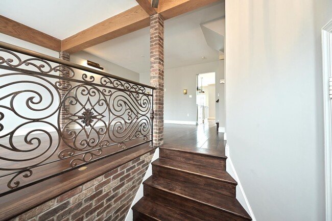 Photo - 44171 Paget Terrace House