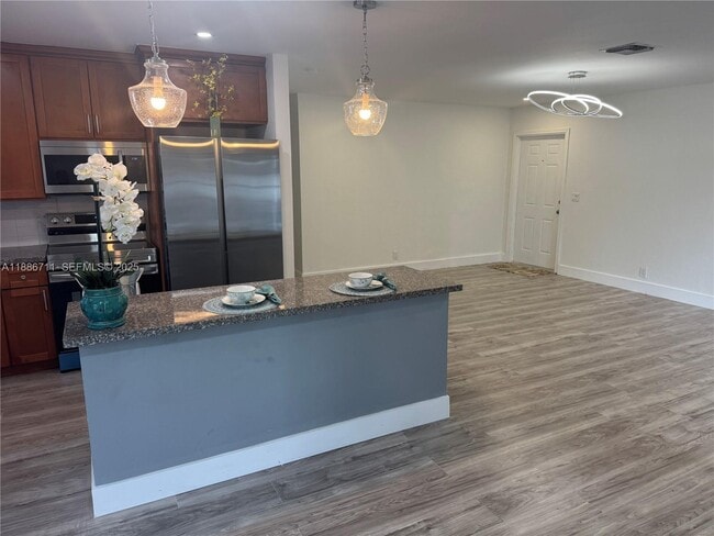 Foto del edificio - 5209 NW 18th St