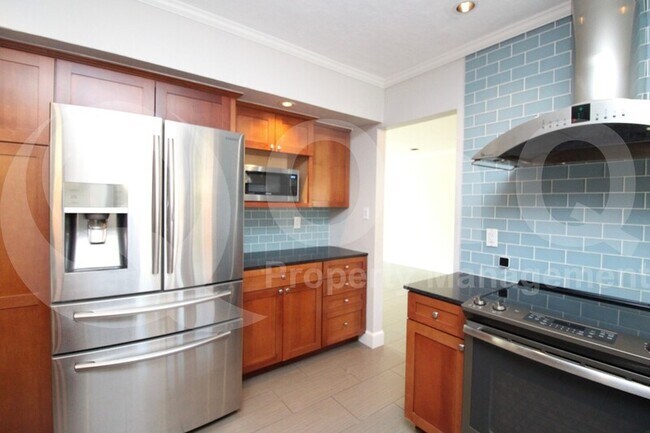 Foto del edificio - 1934 E Secretariat Dr