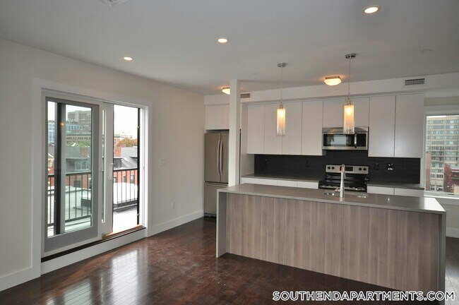 Foto del edificio - 659 Massachusetts Ave