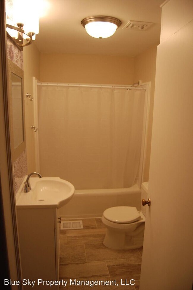 Foto del edificio - 3 br, 2 bath House - 1200 W Waid Ave