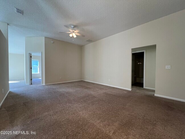 Foto del edificio - 1426 Laurel Oak Dr