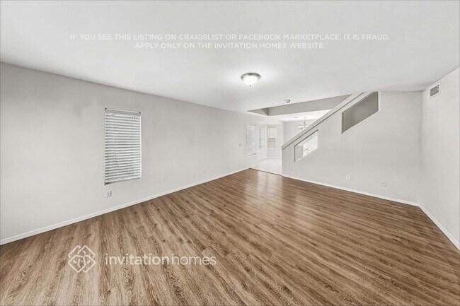 Foto del edificio - 6702 E Rollins St