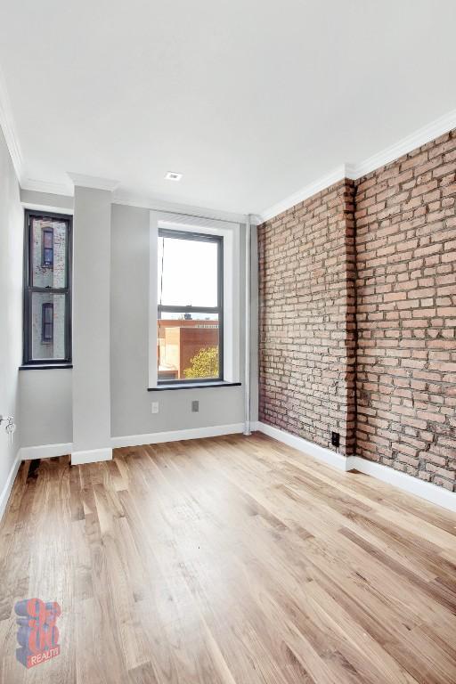 Building Photo - 2100 2nd Ave