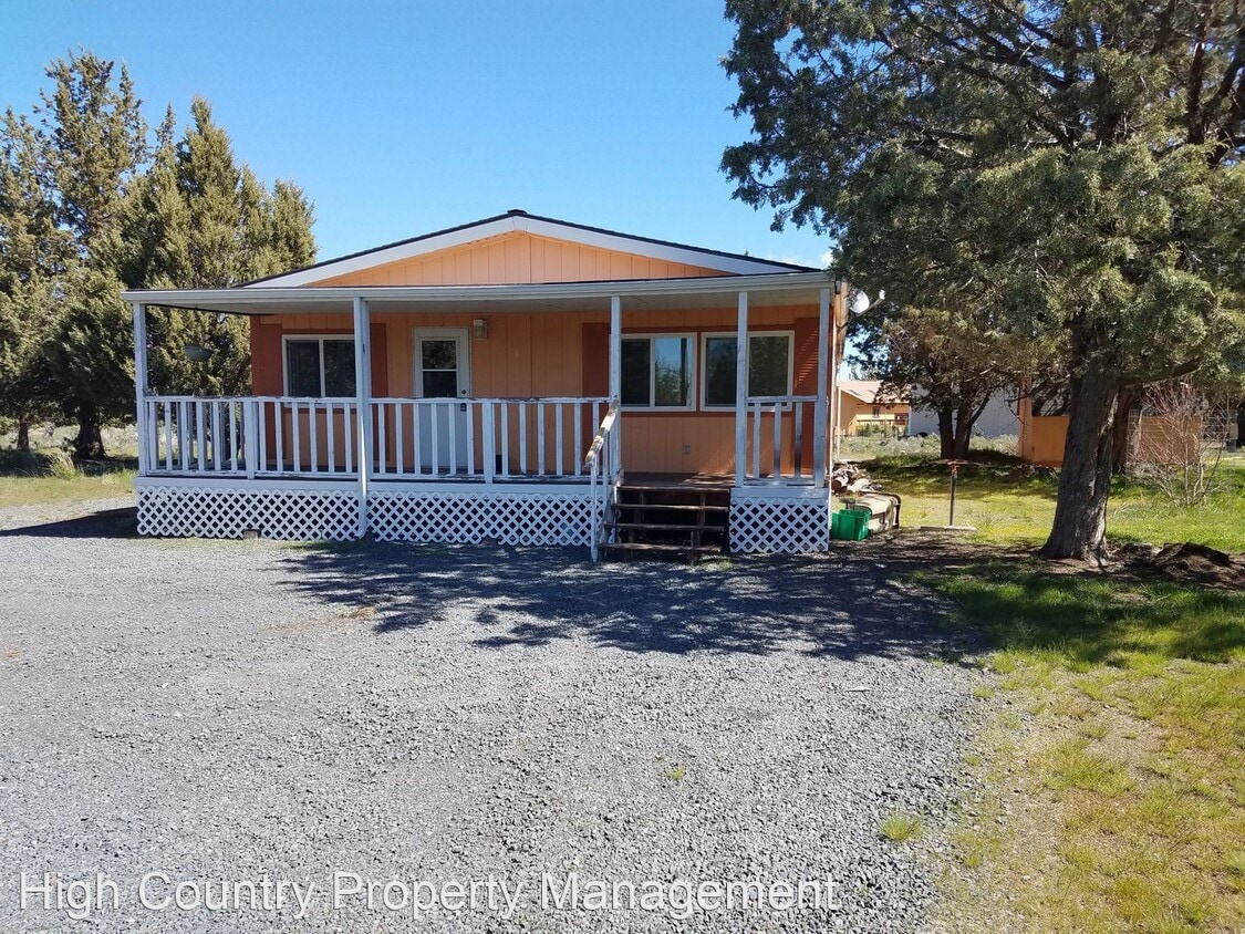 3 br, 2 bath House 8409 SW Homestead House Rental in Terrebonne, OR