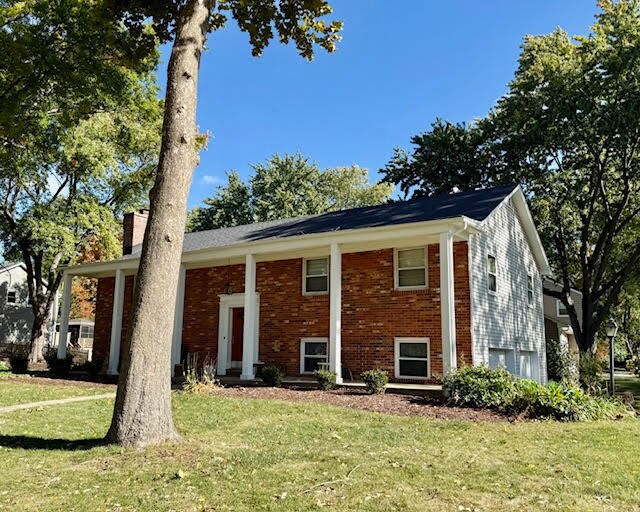 Building Photo - 6S359 Greenwich Ct