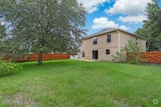 Building Photo - 172 King Arthur Ct