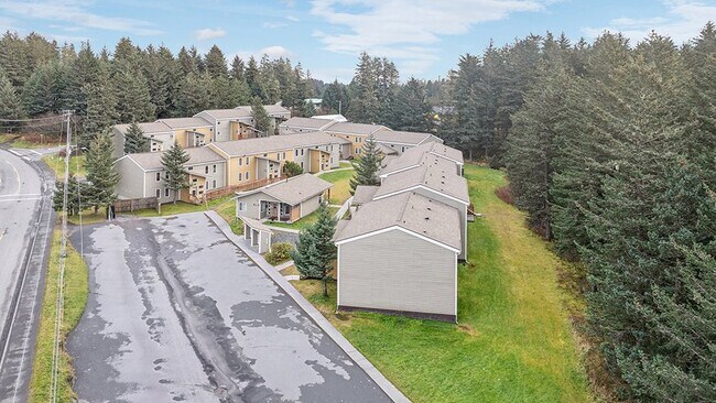 Foto del edificio - 2610 Mill Bay Rd