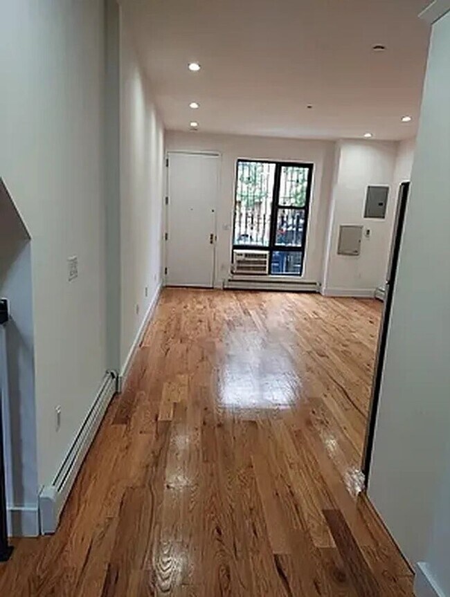1014 Decatur St Unit B, Brooklyn, NY 11207 Condo for Rent in Brooklyn