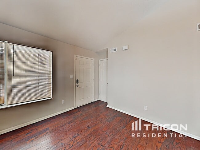 Foto del edificio - 3737 W 42nd Terrace