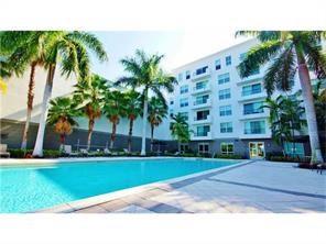 Foto del edificio - 2421 NE 65th St