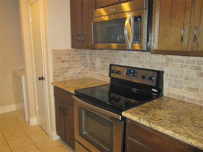 Building Photo - 14515 Wunderlich Dr